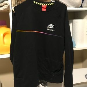Nike Track & Field lightweight crew